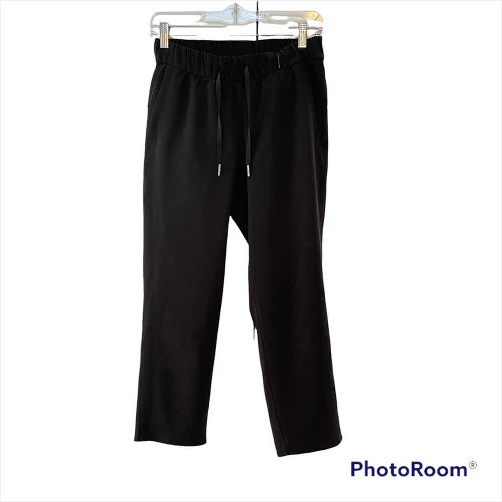Lululemon On The Fly crop black pants